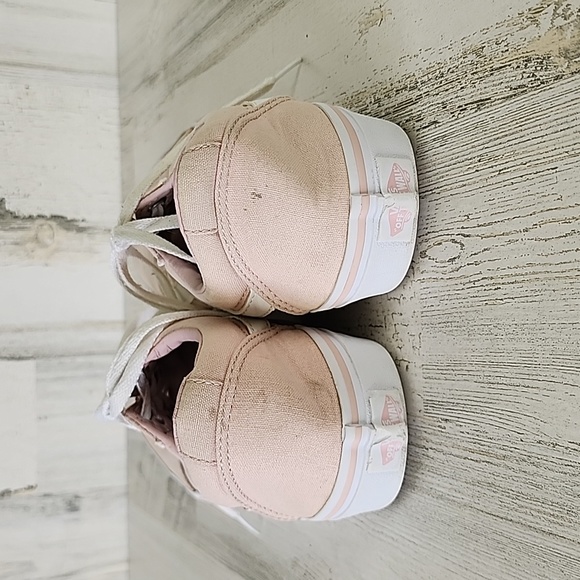 Vans Off the Wall blush pink low profile canvas sneakers tennis shoes Size 8.5 - Picture 4 of 8